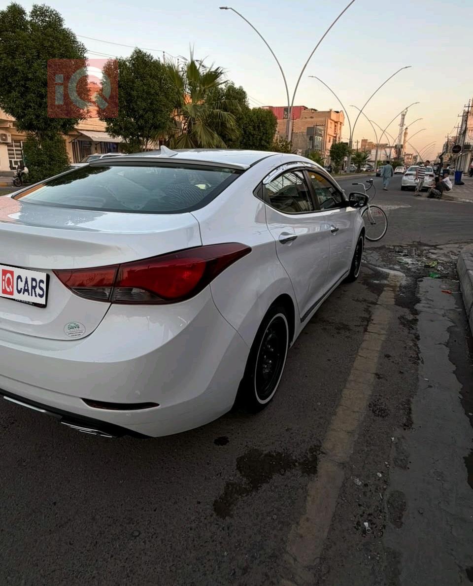 هيونداي النترا
